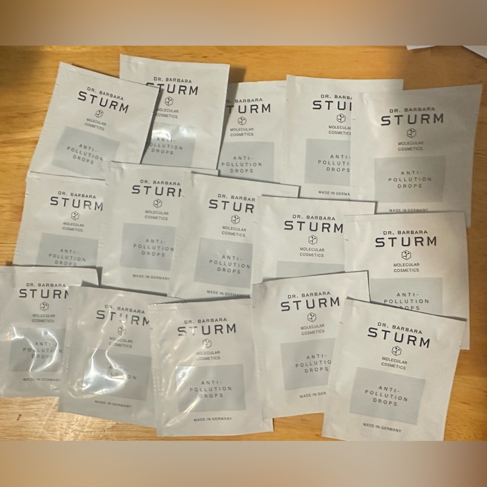 15 packets Dr. Barbara Sturm Anti-Pollution Drops